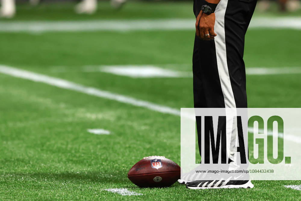 ATLANTA, GA - OCTOBER 11: An official on the field with the football during the Sunday evening NFL, American Football Herren, USA game between the Atlanta Falcons and the Baltimore Ravens on October 11, 2026 at the Mercedes-Benz Stadium in Atlanta, Georgia. (Photo by David J. Griffin Icon Sportswire) NFL: OCT 11 Ravens at Falcons Icon9532610110436