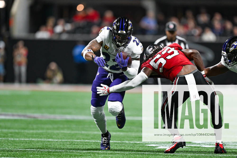ATLANTA, GA - OCTOBER 11: Baltimore running back Derrick Henry (22) runs the ball during the NFL, American Football Herren, USA game between the Baltimore Ravens and the Atlanta Falcons on October 11th, 2026 at Mercedes-Benz Stadium in Atlanta, GA. (Photo by Rich von Biberstein Icon Sportswire) NFL: OCT 11 Ravens at Falcons Icon261011006