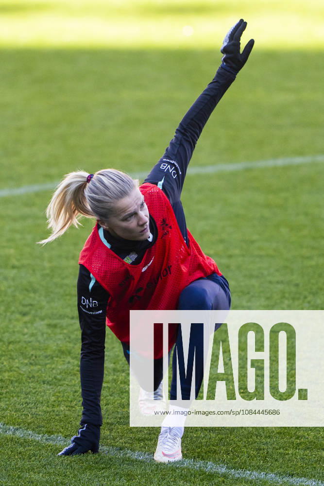 Soccer, training with the Norwegian women s national team in Oslo, Norway 20261012 Ada Stolsmo Hegerberg during a training session with Norway s women s national soccer team at Ullevaal Stadium ahead of the match against Romania. Photo: Fredrik Varfjell, NTB, Oslo, Norway. . RESTRICTED USE FOR BETTING COMPANIES.