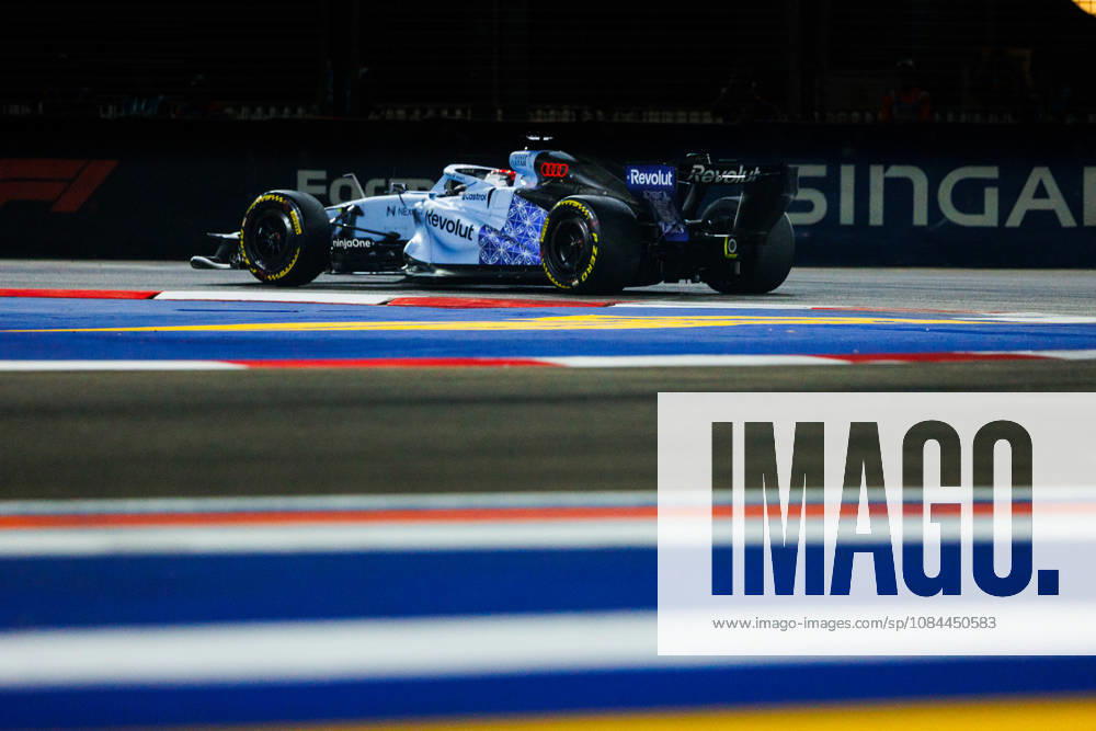 Nico Hulkenberg of Germany drives the (27) Audi Revolut F1 Team R26 during the F1 Grand Prix of Singapore at the Marina Bay Street Circuit. Singapore Singapore - ZUMAs197 20261011_aaa_s197_824