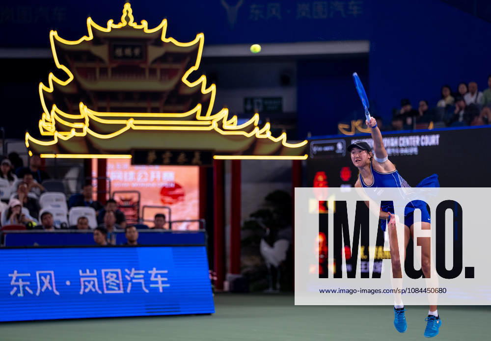 (261012) -- WUHAN, Oct. 12, 2026 -- Wang Xiyu serves during the women s sinlges round of 64 match between Wang Xiyu of China and Wang Xinyu of China of the 2026 Wuhan Open tennis tournament in Wuhan, capital of central China s Hubei Province, Oct. 12, 2026. ) (SP)CHINA-WUHAN-TENNIS-WUHAN OPEN-WOMEN S SINGLES-ROUND OF 64 (CN) XiaoxYijiu