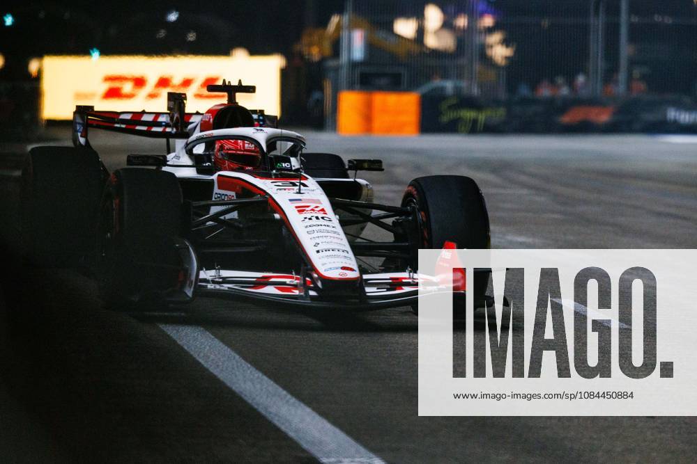 Esteban Ocon of France drives the (31) TGR Haas F1 Team VF-26 during the F1 Grand Prix of Singapore at the Marina Bay Street Circuit. Formula 1, Singapore Grand Prix 2026 Race - 11 Oct 2026 - ZUMAs197 20261011_aaa_s197_861
