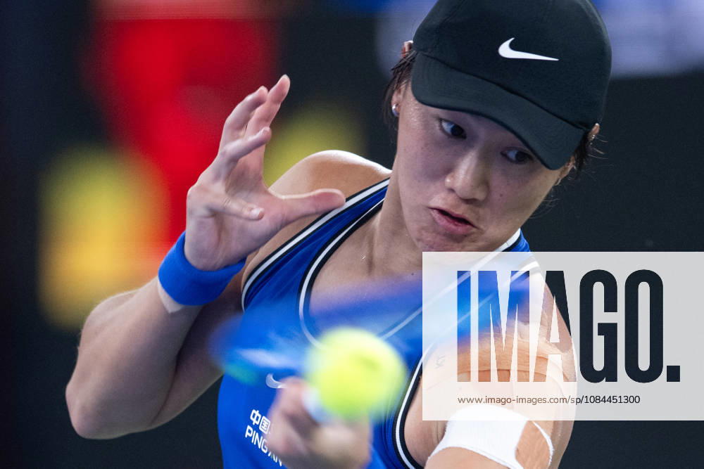 (261012) -- WUHAN, Oct. 12, 2026 -- Wang Xiyu hits a return during the women s sinlges round of 64 match between Wang Xiyu of China and Wang Xinyu of China of the 2026 Wuhan Open tennis tournament in Wuhan, capital of central China s Hubei Province, Oct. 12, 2026. ) (SP)CHINA-WUHAN-TENNIS-WUHAN OPEN-WOMEN S SINGLES-ROUND OF 64 (CN) XiaoxYijiu