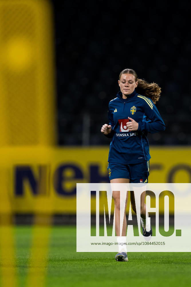Sofia Reidy of the Swedish women’s national soccer team during a training session on October 12, 2026 in Stockholm. Photo by Emma Wallskog, BILDBYRAN, code EW JZ0768. soccer, football, soccer, World Cup, qualifiers, FIFA Women’s World Cup, qualifier, training, Sweden, women’s, bbeng