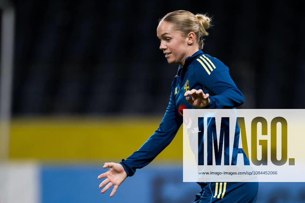 Hanna Lundkvist of the Swedish women’s national soccer team during a training session on October 12, 2026 in Stockholm. Photo by Emma Wallskog, BILDBYRAN, code EW JZ0768. soccer, football, fotball, World Cup qualifiers, FIFA Women’s World Cup qualifiers, training, Sweden, women’s soccer, bbeng