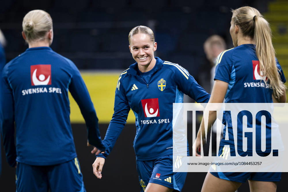 STOCKHOLM, SWEDEN, 20261012 Soccer player Hanna Lundkvist on the field as the Swedish women s national soccer team trains at Friends Arena ahead of the World Cup playoff match against Lithuania STOCKHOLM SWEDEN