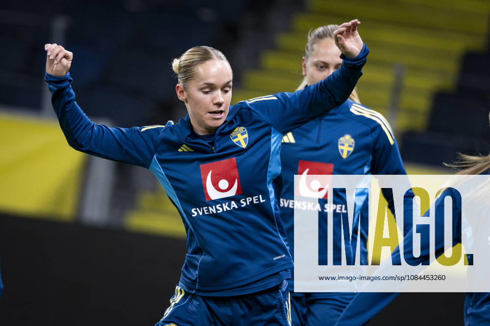 STOCKHOLM, SWEDEN, 20261012 Soccer player Hanna Lundkvist on the field as the Swedish women s national soccer team trains at Friends Arena ahead of the World Cup playoff match against Lithuania STOCKHOLM SWEDEN