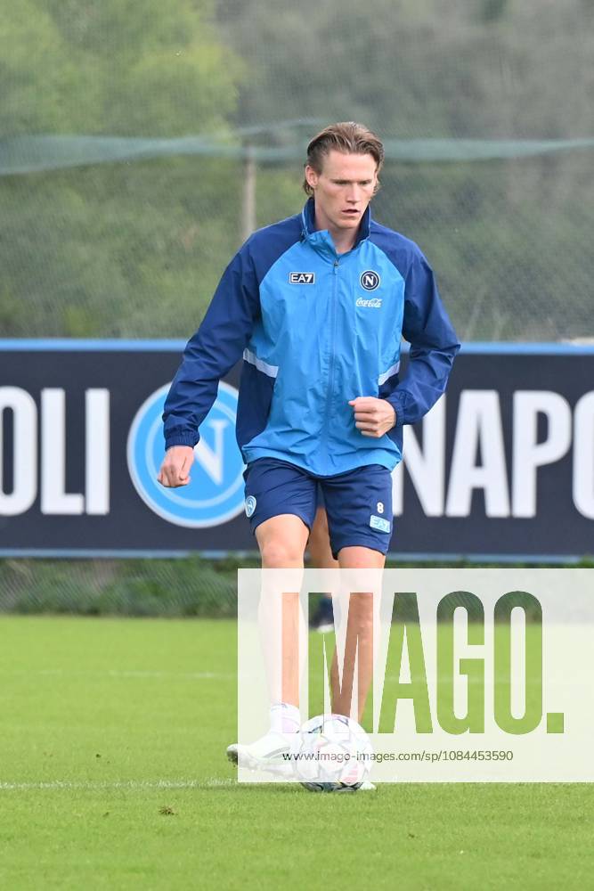 Foto IPP Felice De Martino Castel Volturno (Ce) 12 10 2026 Allenamento Napoli pre gara Champions League con il Villareal Nella foto: Scott McTominay Italy Photo Press World Copyright Castel Volturno italy ITALY