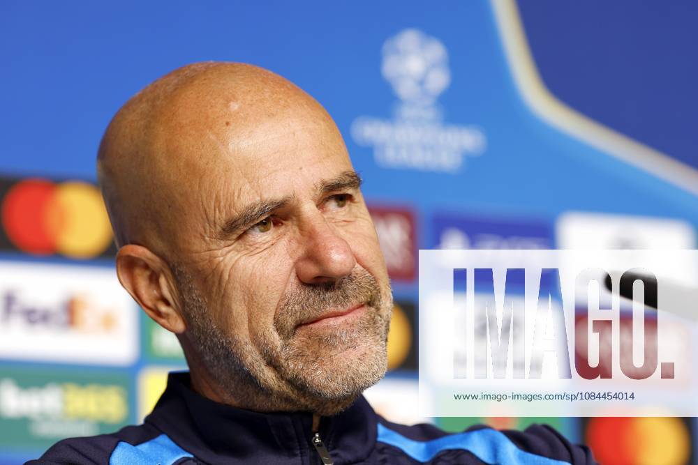 LEIPZIG - PSV Eindhoven coach Peter Bosz during the press conference, PK, Pressekonferenz ahead of the UEFA Champions League match between RB Leipzig and PSV Eindhoven at the RB Arena on October 12, 2026, in Leipzig, Germany. MAURICE VAN STEEN ANP ANPxSportx IVx 572246482 originalFilename: 572246482