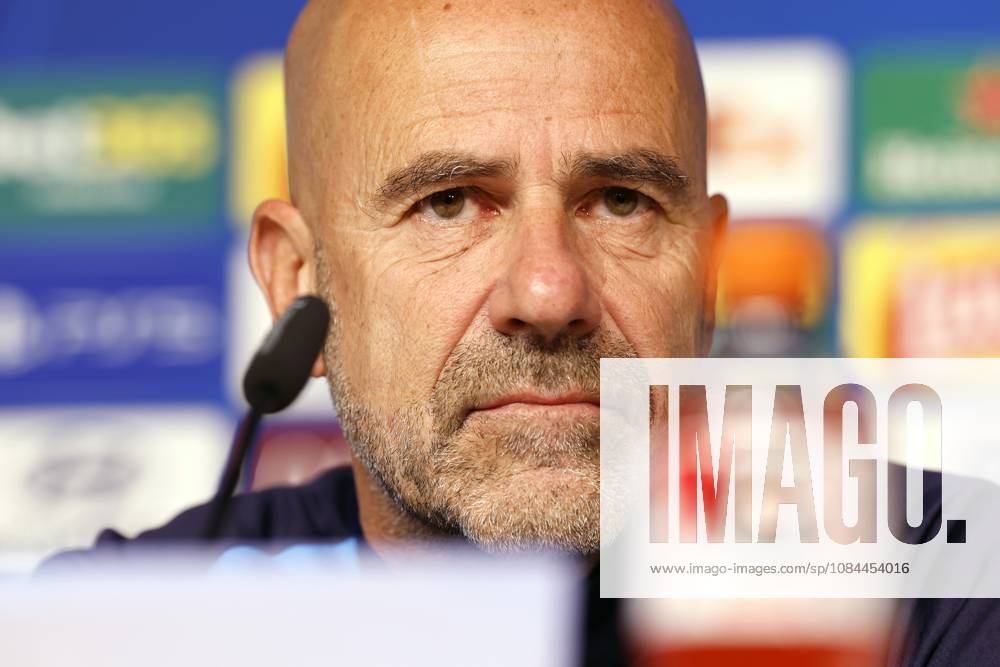 LEIPZIG - PSV Eindhoven coach Peter Bosz during the press conference, PK, Pressekonferenz ahead of the UEFA Champions League match between RB Leipzig and PSV Eindhoven at the RB Arena on October 12, 2026, in Leipzig, Germany. MAURICE VAN STEEN ANP ANPxSportx IVx 572246489 originalFilename: 572246489