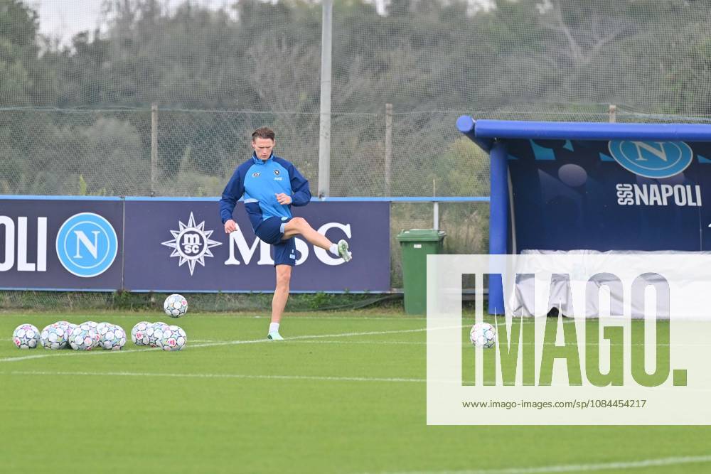 Foto IPP Felice De Martino Castel Volturno (Ce) 12 10 2026 Allenamento Napoli pre gara Champions League con il Villareal Nella foto: Scott McTominay Italy Photo Press World Copyright Castel Volturno italy ITALY