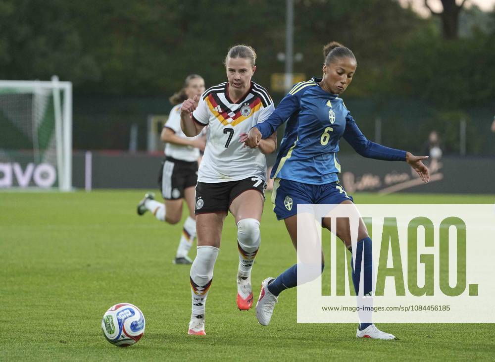 Photo by Sarah MATTNER: Germany vs. Cassandra Bogere, Sweden; U-23 soccer international match between Germany and Sweden on Monday, October 12, 2026, in Bremen