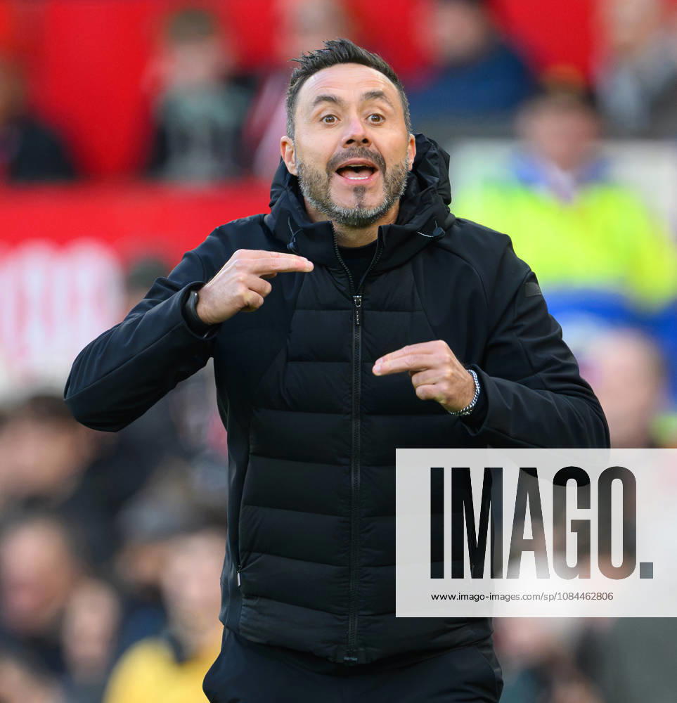 Manchester United, ManU v Tottenham Hotspur - Premier League League - Old Trafford - Manchester. Manchester United v Tottenham Hotspur - Premier League League - Old Trafford - Manchester. Tottenham Manager Roberto De Zerbi. Picture : Mark Pain MANCHESTER England