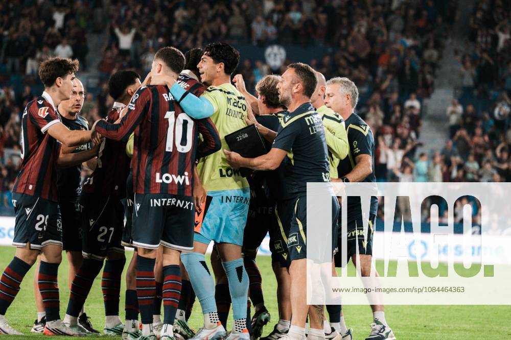 ESP LaLiga EA Sports UD Levante vs. Sevilla FC: Levante players celebrate during the LaLiga EA Sports match between UD Levante and Sevilla CF, played at the Ciudad de Valencia Stadium in Valencia on October 12, 2026, in Valencia, Spain. Soccer