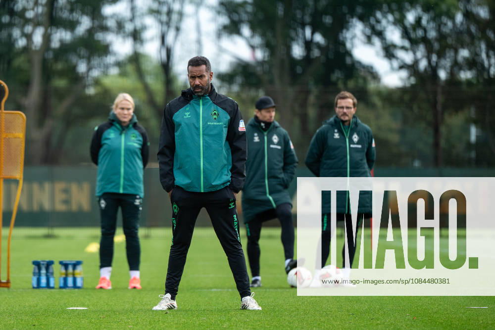 GER, Soccer, Men s, 1. Bundesliga, 2026–2027 Season, Practice, SV Werder Bremen, Daniel Thioune, Werder Bremen, Coach and Coaching Staff, Bremen Training Facility, Weserstadion, Bremen, Germany