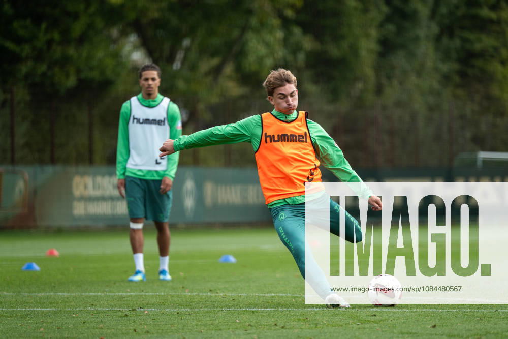 GER, Soccer, Men s, 1. Bundesliga, 2026–2027 Season, Practice, SV Werder Bremen, Chuki Werder Bremen, 20 on the Ball, Bremen Training Facility, Weserstadion, Bremen, Germany