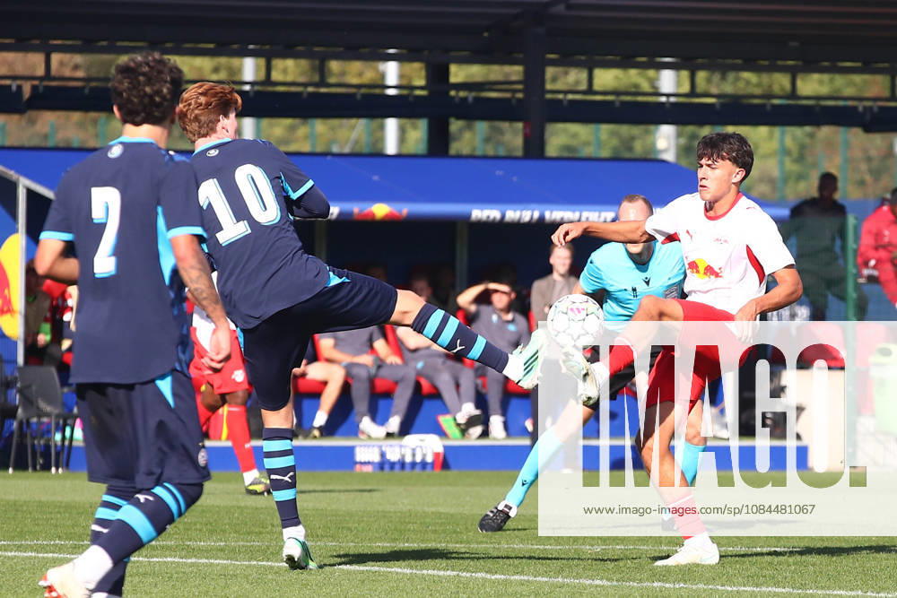RB Leipzig U19 vs. PSV Eindhoven U19, UEFA Youth League, Leipzig, October 13, 2026, Cottaweg Training Center, Soccer, 2026–2027 Season, U19 Juniors, UEFA Youth League, Matchday 2, RB Leipzig U19 vs. PSV Eindhoven U19, Pictured, from left: Philip Holseter Karlsen (10), Eindhoven, and Toni Langsteiner (8), RB. For editorial use only. UEFA regulations prohibit any use of photographs as image sequences and or quasi-video.