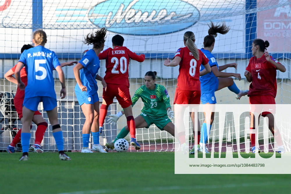 Gamze Yaman of Turkey (C) in action during the UEFA Women’s European Qualifiers for 2027 World Cup Play-offs Round 1, 2nd leg match between Slovenia and Turkey at Sports Park Domzale, Domzale on October 13, 2026 in Domzale, Slovenia. (Photo by Igor Kupljenik Sports Press Photo).