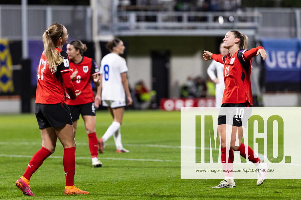 SOCCER - FIFA World Cup, WM, Weltmeisterschaft, Fussball 2027, quali, AUT vs KOS VIENNA,AUSTRIA,13.OCT.26 - SOCCER - FIFA Women s World Cup 2027, european qualifiers, OEFB international match, Länderspiel, Nationalmannschaft Austria vs Kosovo. Image shows the rejoicing of Sarah Puntigam and Marie Hoebinger (AUT). GEPAxpictures Rauthner