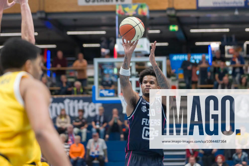Zach Anderson Bristol, 10, Syntainics MBC vs. Bristol Flyers, European North Basketball League (ENBL), October 27, 2026, Germany, United Kingdom, October 13, 2026, Weissenfels Stadthalle, Saxony-Anhalt, Germany