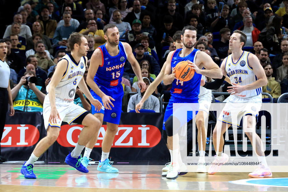 Germany, GER, DEU, Basketball, Champions League (BCL), Day 1, 2026–2027 Season, Berlin, ALBA Berlin vs. Igokea, Malte Delow (ALBA Berlin) 6, Brandon Angel (ALBA Berlin) 21, Justin Bean (ALBA Berlin) 34, Petar Kovacevic (Igokea) 14, Djordje Topolovic (Igokea) 15, nordphoto GmbH, Engler, Berlin, Uber Arena, Berlin, Germany