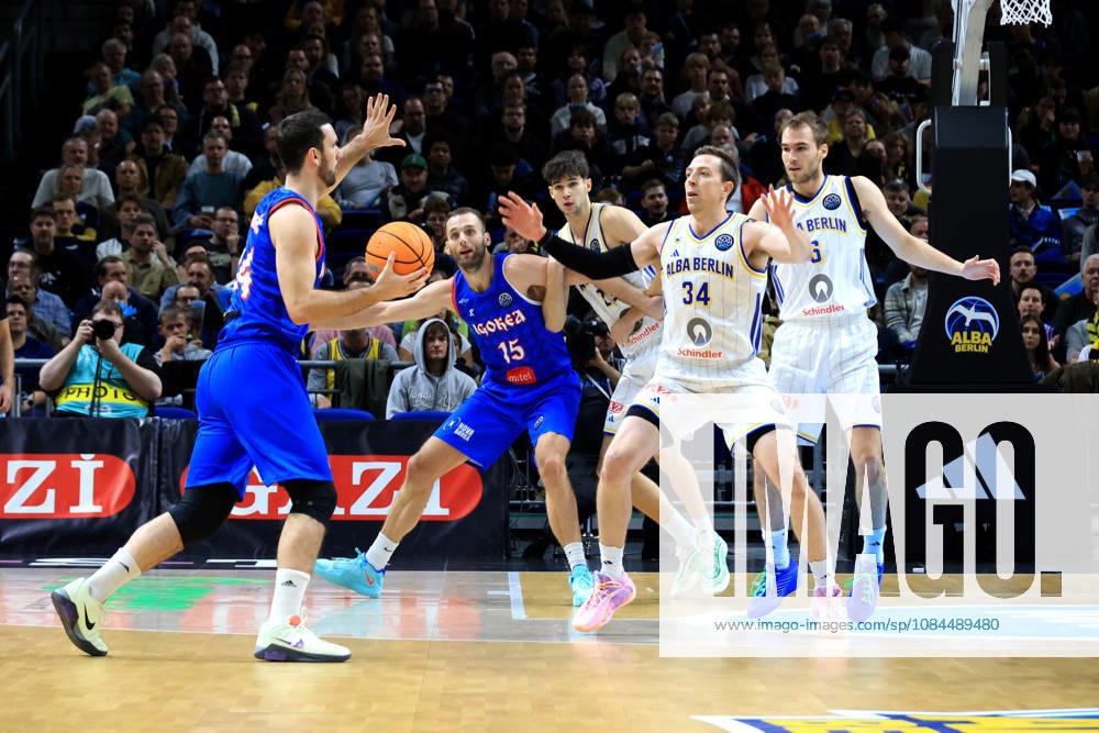 Germany, GER, DEU, Basketball, Champions League (BCL), Day 1, 2026–2027 Season, Berlin, ALBA Berlin vs. Igokea, Malte Delow (ALBA Berlin) 6, Brandon Angel (ALBA Berlin) 21, Justin Bean (ALBA Berlin) 34, Petar Kovacevic (Igokea) 14, Djordje Topolovic (Igokea) 15, nordphoto GmbH, Engler, Berlin, Uber Arena, Berlin, Germany