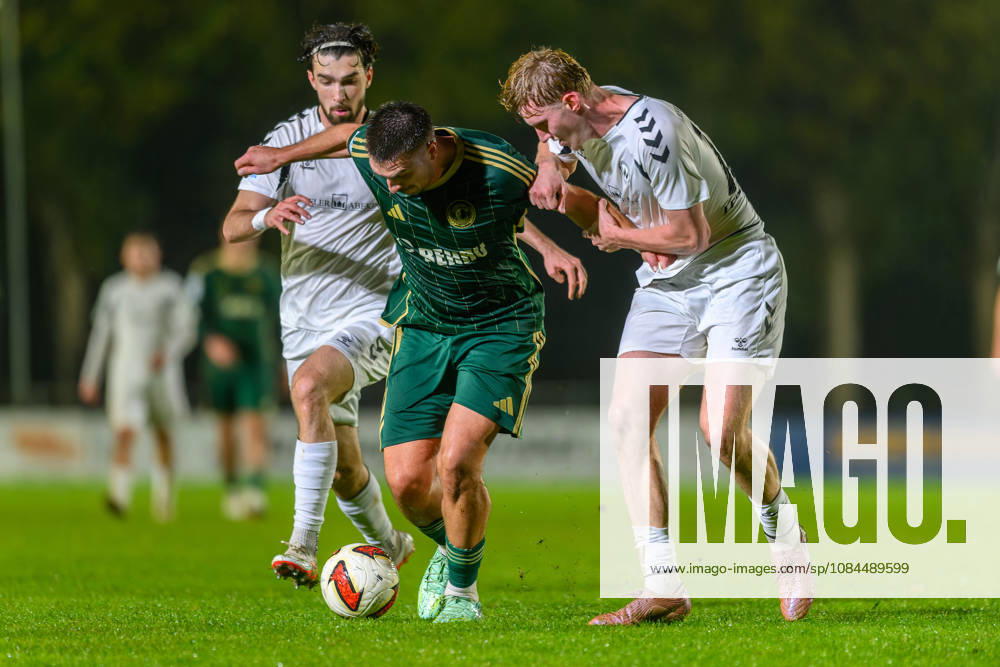 Soccer Season 2026–2027 Bavarian Regional League Matchday 14 SC Eltersdorf vs. SV Wacker Burghausen JoTe Moritz Bangerter 17, SV Wacker Burghausen Yannik Jassmann 9, SC Eltersdorf Luca Lechner 13, SV Wacker Burghausen