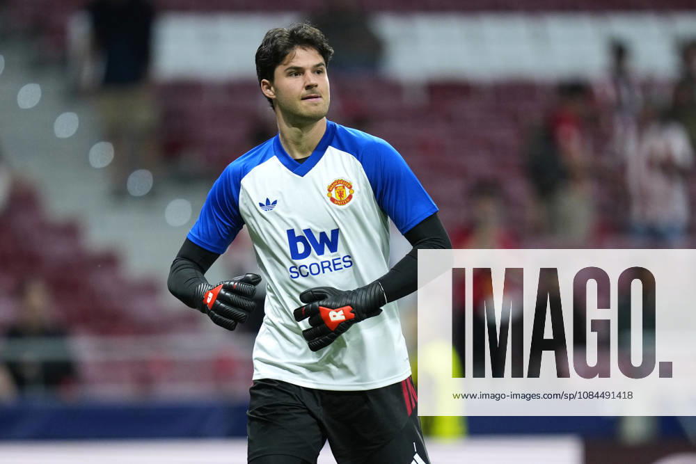ESP: Atletico de Madrid v Manchester United, ManU FC. UEFA Champions League. Matchday 2. Senne Lammens of Manchester United during the UEFA Champions League match between Atletico de Madrid and Manchester United FC played at Riyadh Metropolitano Stadium on 13 Oct 2026 in Barcelona, Spain. kpng