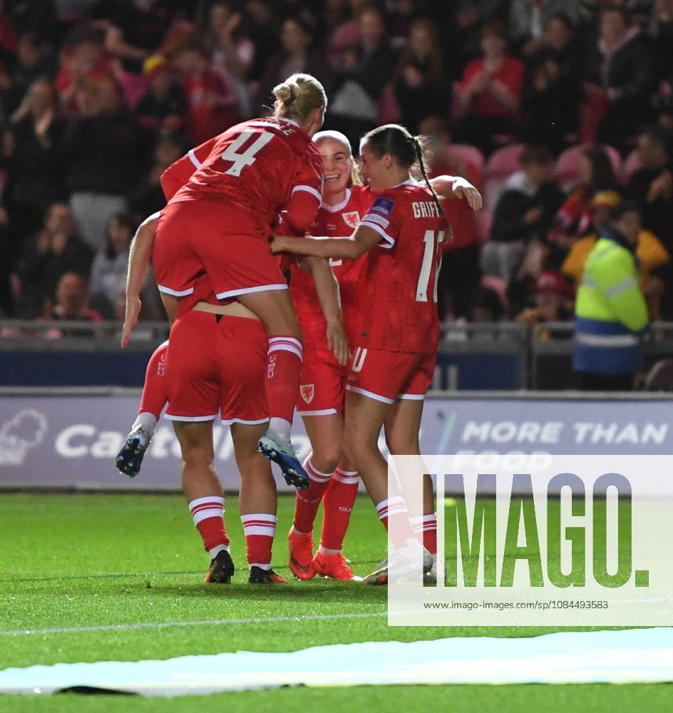 Llanelli, Wales, October 13th 2026 Elise Hughes of Wales celebrates with her team after scoring her sides 2nd goal during the 2027 FIFA Women s World Cup - WEQ Play-offs Round 1 - between Wales and Albania on 13th Oct 2026 at Parc Y Scarlets (Photo by Jeff Thomas Sports Press Photo)