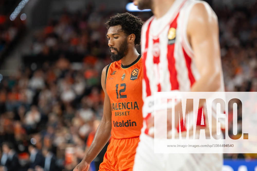 EuroLeague Round 5 match between Valencia Basket and Olympiacos Piraeu Armoni Brooks of Valencia Basket in action during the EuroLeague Round 5 match between Valencia Basket and Olympiacos Piraeu at Roig Arena, (Valencia ) on October 13, 2026.