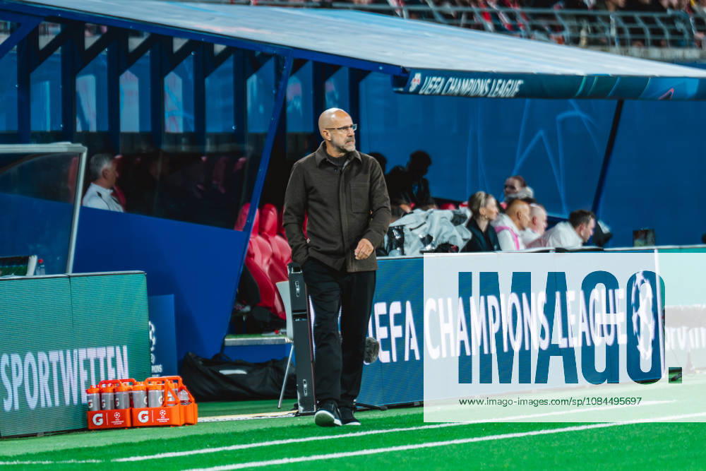 Peter Bosz (PSV Eindhoven, Coach) RB Leipzig vs PSV Eindhoven, UEFA Champions League, Champions League, Germany, Football, 26 27, GER, Leipzig, Red Bull Arena Stadium, 13 October 2026 DFL regulations prohibit any use of photographs as image sequences and or quasi-video.DFL regulations prohibit any use of photographs as image sequences and or quasi-video. Leipzig Red Bull Arena, Leipzig Sachsen GER
