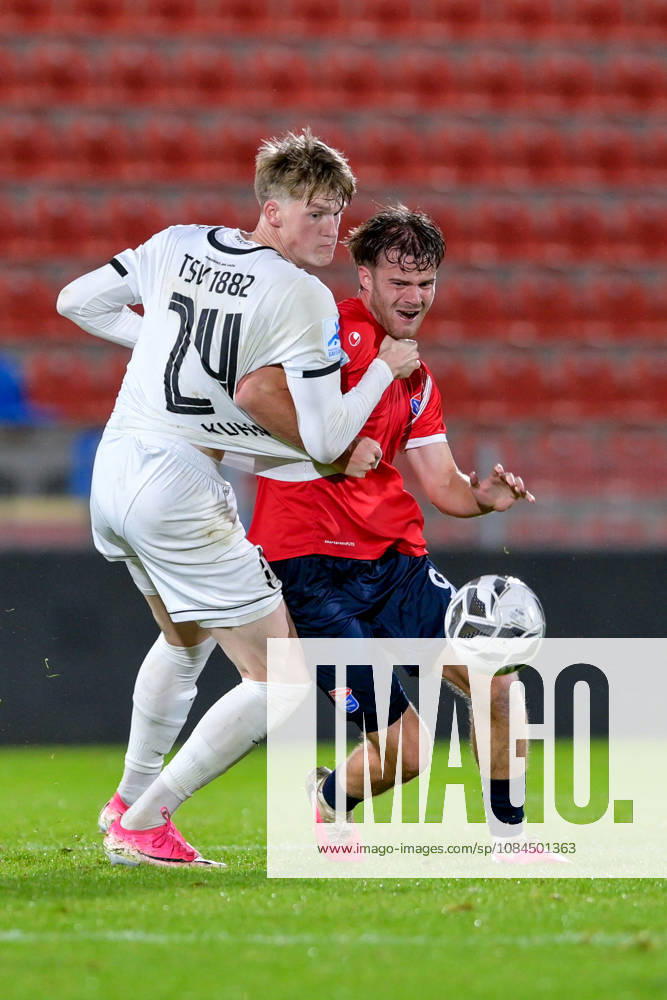 From left: Benedikt Kuhn (Landsberg), 24; Jeroen Krupa (Unterhaching), 9; in a one-on-one battle, duel, tackle, dynamic, action, 13, 10, 2026, Unterhaching, Germany, soccer, Bavarian Regional League, SpVgg Unterhaching vs. TSV 1882 Landsberg