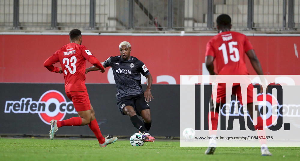 Men s, Soccer, 2026–2027 Season, 3rd Division, Matchday 9: TSV Havelse vs. FC Würzburger Kickers; from left: Jesse Tugbenyo (TSV Havelse), Nathan de Medina (FC Würzburger Kickers), Dennis Duah (TSV Havelse); Eilenriedestadion, Hanover, Lower Saxony, Germany