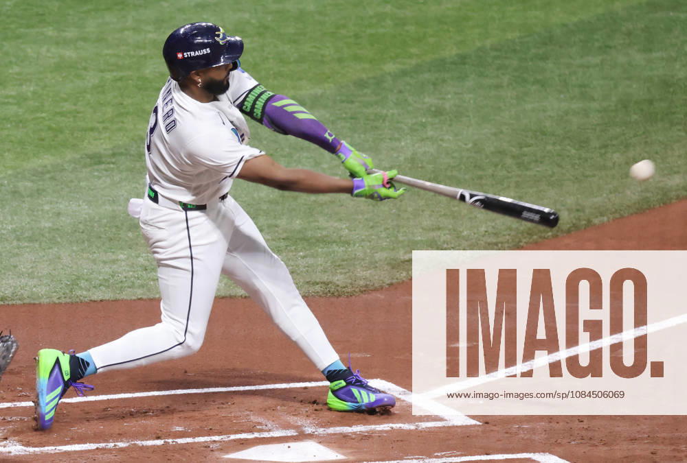 Tampa Bay Ray Junior Caminero (13) hits a double against the Cleveland Guardians in the first inning in game two of the MLB, Baseball Herren, USA American League Championship Series playoffs at Tropicana Field in St Petersburg, Florida, on Tuesday, October 13, 2026. TPB20261013703 GARYxBOGDON