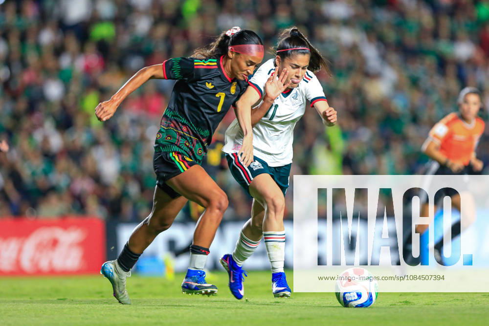 MEXICAN WOMEN S NATIONAL TEAM MEXICO VS. JAMAICA, INTERNATIONAL FRIENDLY, 10 13 2026 QUERÉTARO, MEXICO Action photo of Mimi Van Zant (L) of Jamaica and Jacqueline Ovalle (R) of Mexico during an international friendly match at the Estadio Corregidora in Querétaro, Mexico. PHOTO BY IMAGENSHOP AGENCIA FOTOGRAFICA QUERÉTARO, QUERÉTARO, MEXICO