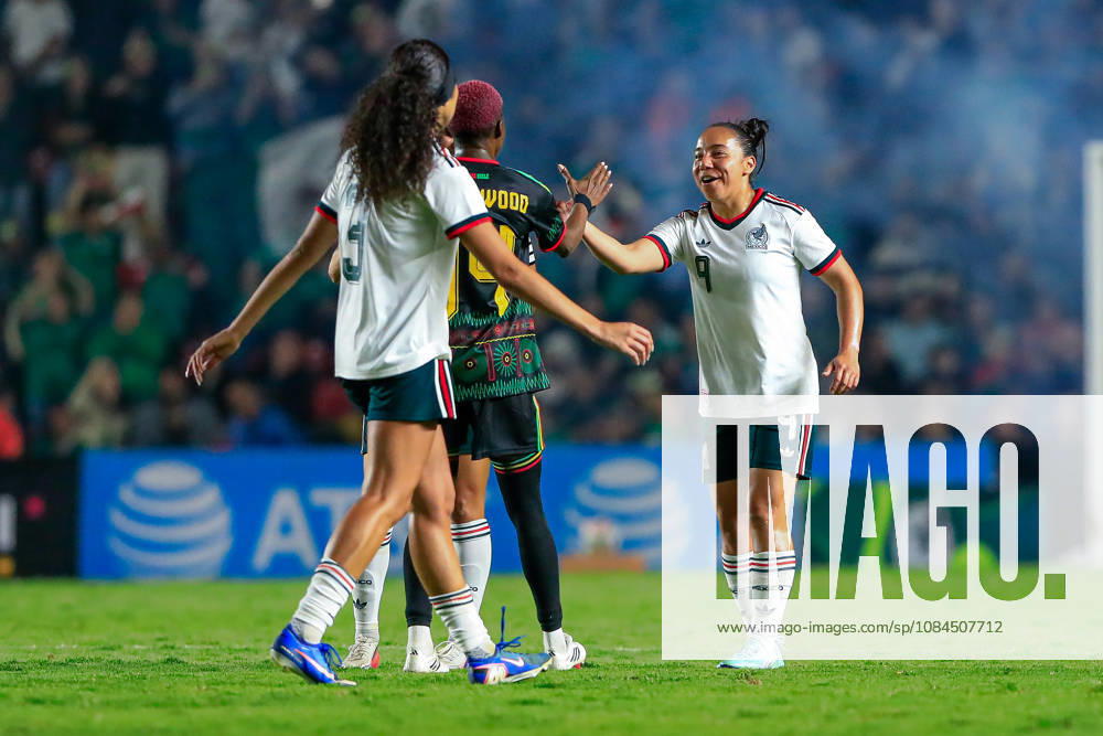 MEXICAN WOMEN S NATIONAL TEAM MEXICO VS. JAMAICA, INTERNATIONAL FRIENDLY, 10 13 2026 QUERÉTARO, MEXICO Action photo of Charlyn Corral (R) of Mexico during an international friendly match at the Estadio Corregidora in Querétaro, Mexico. PHOTO BY IMAGENSHOP AGENCIA FOTOGRAFICA QUERÉTARO, QUERÉTARO, MEXICO