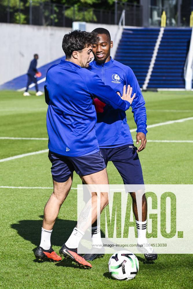Gent s Tiago Araujo and Gent s Michel-Ange Sumai Balikwisha pictured in action during a training session of Belgian soccer team KAA Gent, Wednesday 14 October 2026 in Gent. The team is preparing for the opening match of the UEFA Conference League league phase against Danish Aarhus GF tomorrow. TOMxGOYVAERT x189774536x
