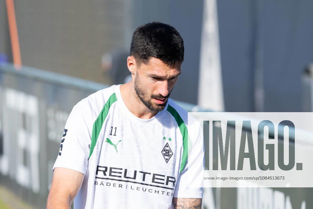 Tim Kleindienst, Borussia Mönchengladbach, cuts training short on the 11th. Public training session: Borussia Mönchengladbach, soccer, Bundesliga, 2026–2027 season, October 14, 2026, Borussia Mönchengladbach public training session, soccer, Bundesliga, 2026–2027 season, October 14, 2026, Mönchengladbach