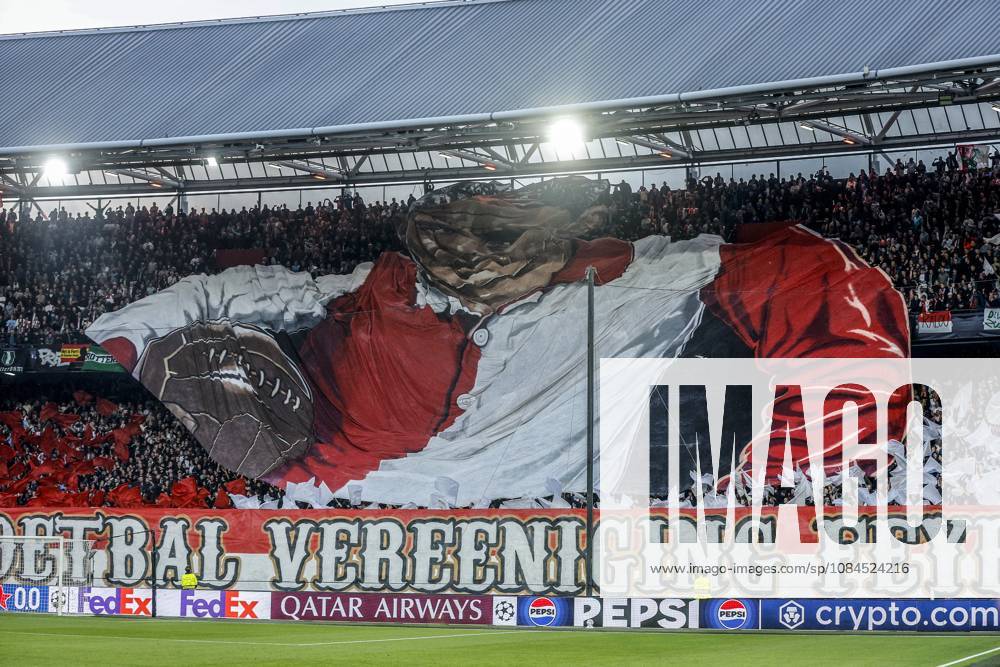 ROTTERDAM - Atmosphere-creating action by Feyenoord supporters during the UEFA Champions League match between Feyenoord and Como 1907 at De Kuip Stadium on October 14, 2026 in Rotterdam, the Netherlands. BART STOUTJESDIJK ANP UEFA Champions League 2026 27 ANPxSportx StoutjesdijkxIVx 572431028 originalFilename: 572431028