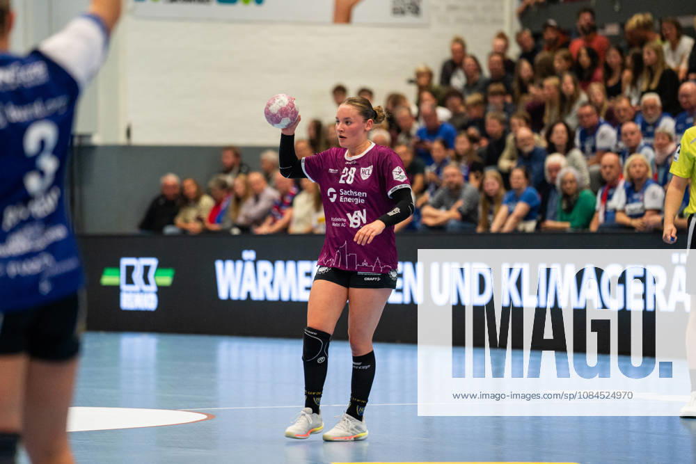 HSG Blomberg Lippe (GER) vs. HC Leipzig (GER), Handball, Women s Handball Bundesliga 1, Matchday 6, 2026–2027 Season, Blomberg, October 14, 2026: Lara Tauchmann of HC Leipzig, No. 28, during a play-up at the Blomberg Synflex Arena on Ulmenallee, Germany