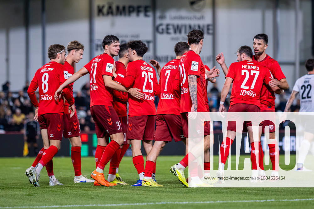 The SSV Jahn Regensburg players celebrate Lucas Hermes goal to make it 0–1. SSV Jahn Regensburg, 27 GER, SC Verl vs. SSV Jahn Regensburg, Soccer, 3rd Division, Matchday 9, 2026–2027 season, October 14, 2026 DFL regulations prohibit any use of photographs as image sequences and or quasi-video GER, SC Verl vs. SSV Jahn Regensburg, soccer, 3. Liga, Matchday 9, 2026–2027 season, October 14, 2026, Verl