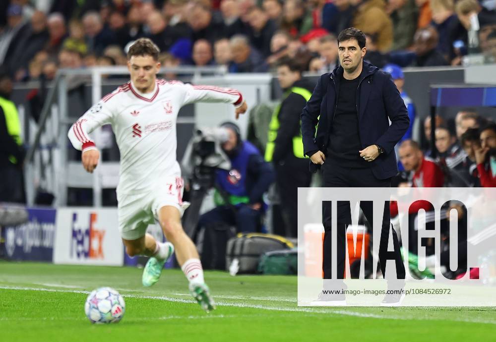 Andoni Iraola manager of Liverpool and Florian Wirtz of Liverpool LASK v Liverpool, UEFA Champions League, Football, Raiffeisen Arena, Linz, Austria - 14 Oct 2026Linz Raiffeisen Arena Austria