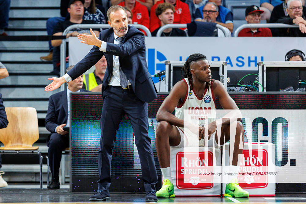 Sito Alonso, UCAM Murcia, Coach; Jean Marc Pansa, UCAM Murcia, 20, BMA365 Bamberg Baskets vs. UCAM Murcia, Basketball, Basketball Champions League, Matchday 3, October 14, 2026 BMA365 Bamberg Baskets vs. UCAM Murcia, Basketball, Basketball Champions League, Matchday 3, October 14, 2026 Bamberg