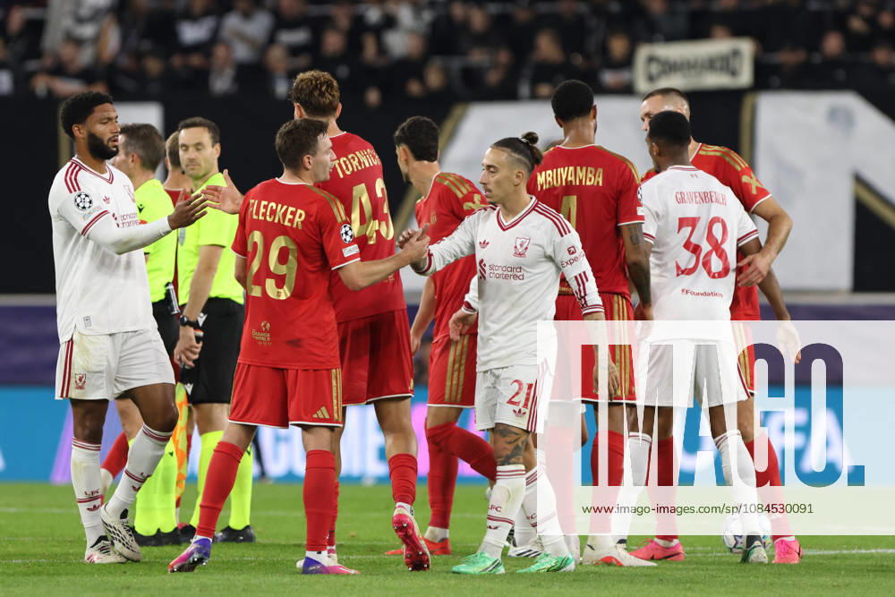 players shaking hands after the final whistle during the UEFA Champions League league phase matchday 2 match between LASK and Liverpool at Oberoesterreich Arena on October 14, 2026 in Linz, Austria. (Photo by Severin Aichbauer Sports Press Photo SPP)