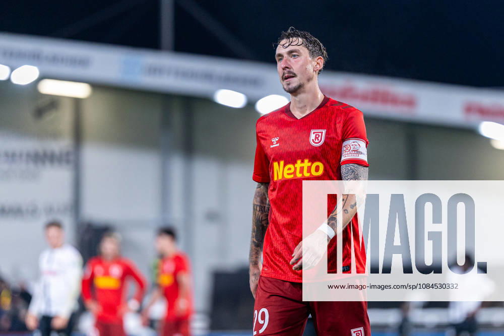 Adrian Fein of SSV Jahn Regensburg, 29, reacts with disappointment after the 2–2 draw. GER, SC Verl vs. SSV Jahn Regensburg, soccer, 3rd Division, Matchday 9, 2026–2027 season, October 14, 2026 DFL regulations prohibit any use of photographs as image sequences and or quasi-video GER, SC Verl vs. SSV Jahn Regensburg, soccer, 3rd League, Matchday 9, 2026–2027 season, October 14, 2026, Verl