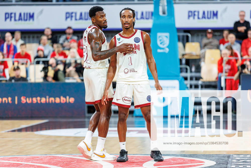 Dylan Ennis, UCAM Murcia, 31; Michael Forrest, UCAM Murcia, 01; BMA365 Bamberg Baskets vs. UCAM Murcia, Basketball, Basketball Champions League, Matchday 3, October 14, 2026 BMA365 Bamberg Baskets vs. UCAM Murcia, Basketball, Basketball Champions League, Matchday 3, October 14, 2026 Bamberg
