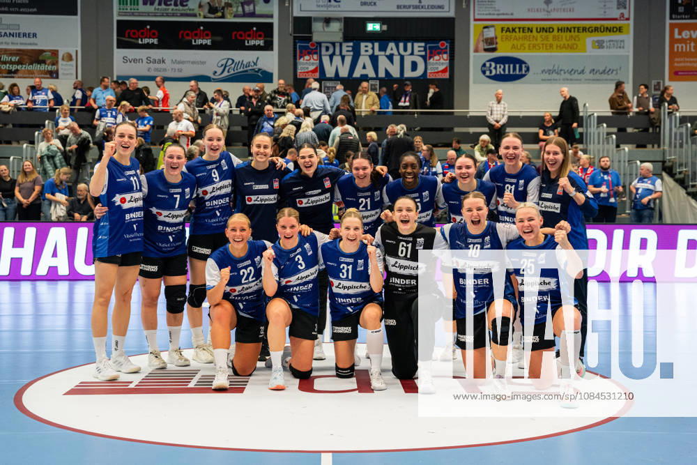 HSG Blomberg Lippe GER vs. HC Leipzig GER, Handball, Women s Handball Bundesliga 1, Matchday 6, 2026–2027 Season, Blomberg, October 14, 2026 The players celebrate after their victory over HC Leipzig (GER) at the Blomberg Synflex Arena on Ulmenallee, Germany