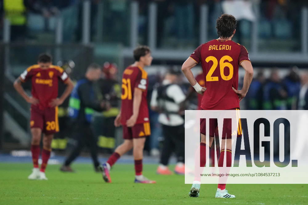 Roma’s Leonardo Balerdi during the UEFA Champions League Phase - Matchday 2 soccer match between AS Roma and Real Madrid at the Rome s Olympic stadium, Italy - Wednesday October 14, 2026 - Soccer ( Photo by Alfredo Falcone LaPresse )