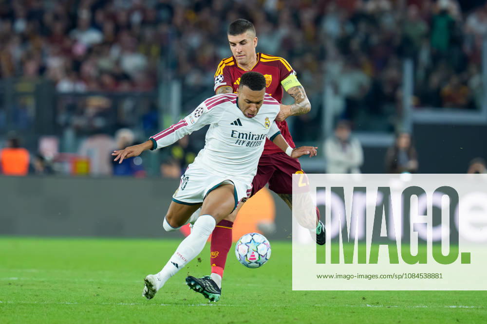 AS Roma v Real Madrid C.F. - UEFA Champions League 2026 27 League Phase MD2 Kylian Mbappe of Real Madrid CF and Gianluca Mancini of AS Roma compete for the ball during the AS Roma v Real Madrid C.F. - UEFA Champions League 2026 27 League Phase MD2 at Stadio Olimpico on October 14, 2026 in Rome, Italy Rome Stadio Olimpico Lazio Italy