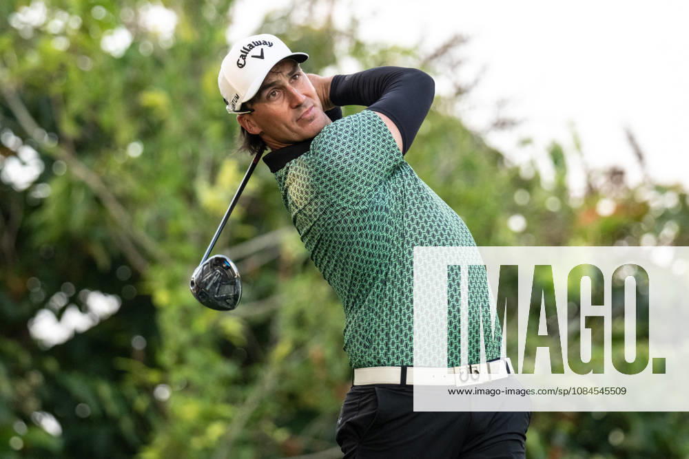 Scotland s, Ollie ROBERTS.Opening Round in the Macao Open Golf at Macau Golf & Country Club. Macau Open Golf Rd 1 - ZUMAr144 20261015_zap_r144_033